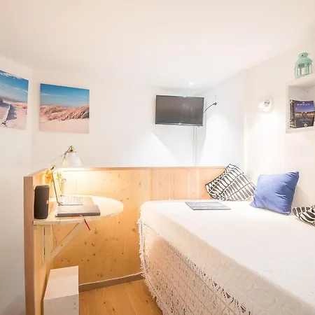 Apartamento Charming Studio-cabine Place De La Bourse Burdeos