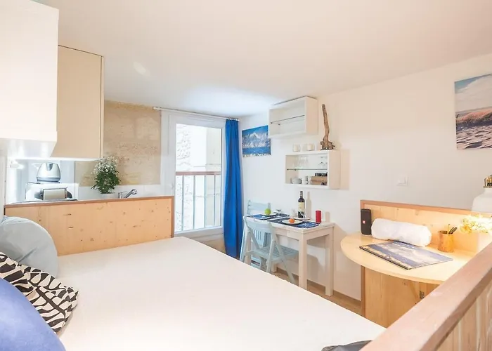 Apartamento Charming Studio-cabine Place De La Bourse Burdeos