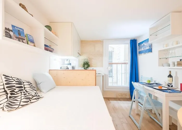 Apartamento Charming Studio-cabine Place De La Bourse *